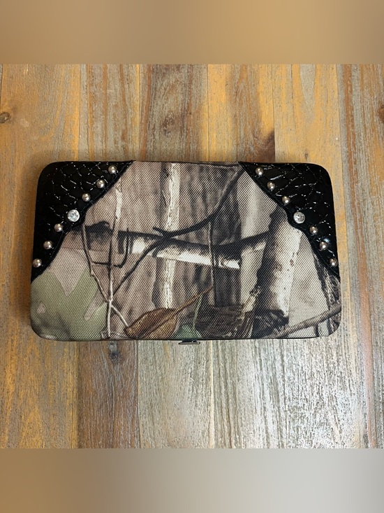 Handbags - Y2K camo studded wallet